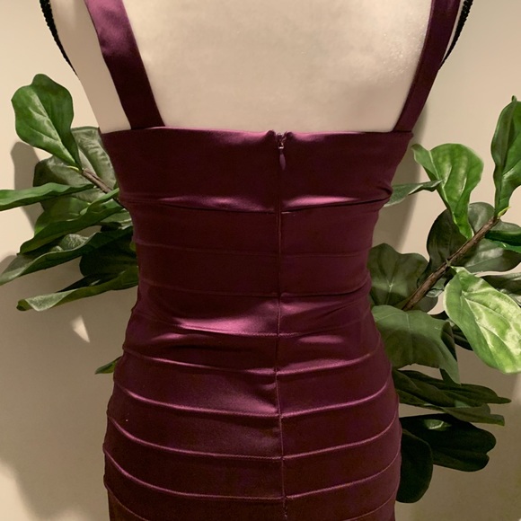Purple Deep V Cocktail dress - Picture 3 of 3